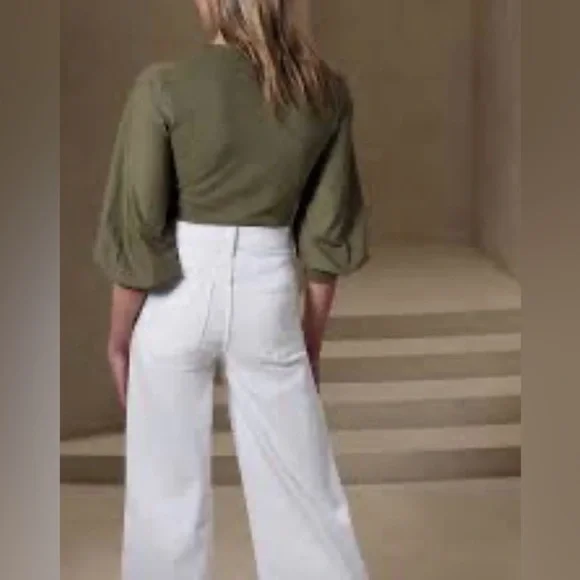 Banana Republic 3/4 Puff Sleeve Top - Picture 3 of 3